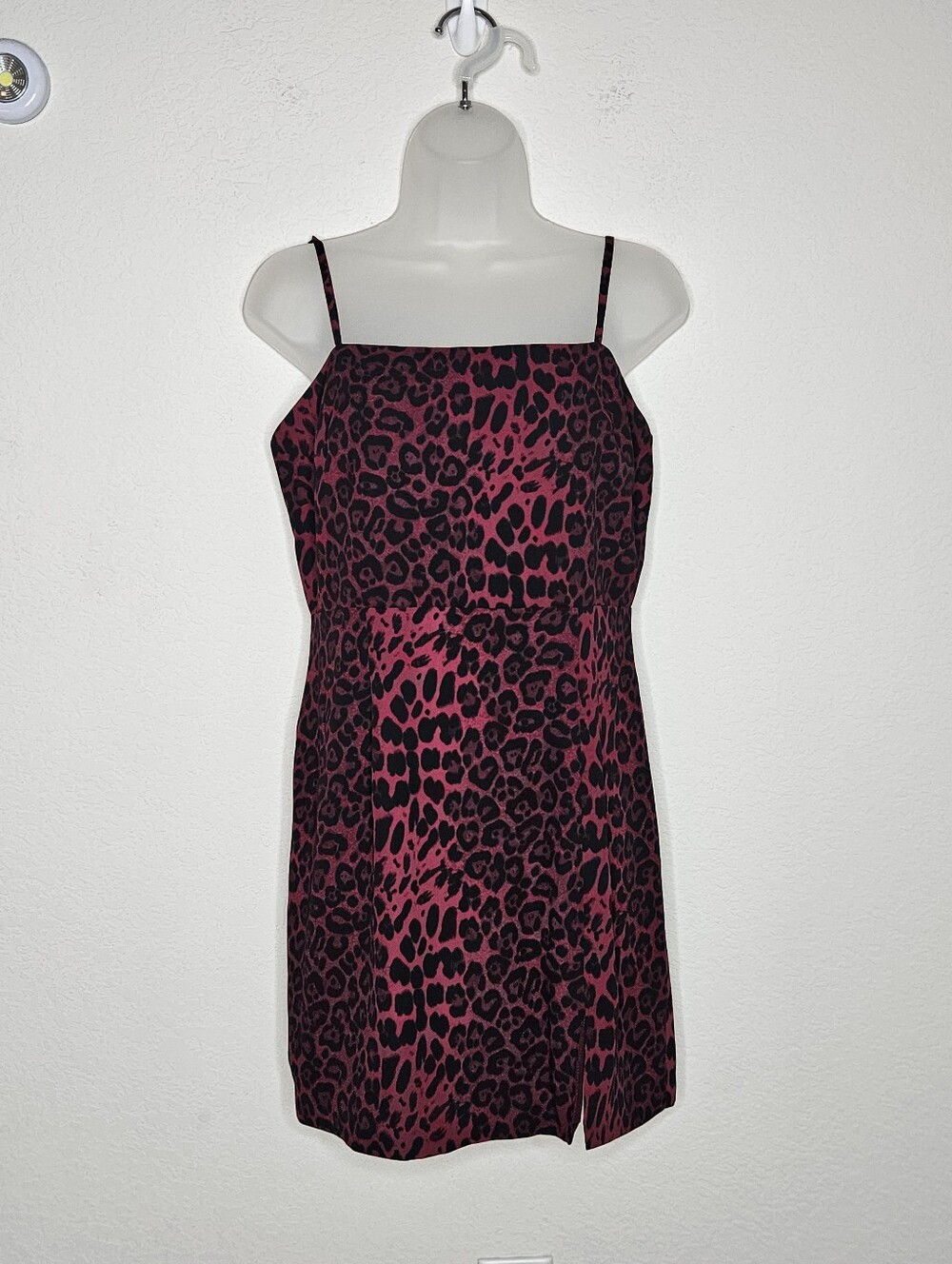 Dress the Population Kallan Burgundy Leopard Print Mini Dress Size M NWT